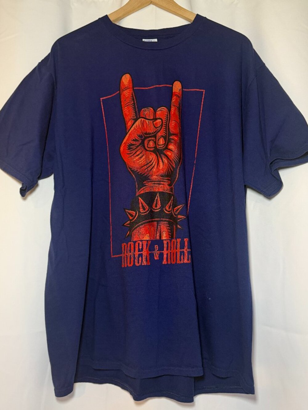 Port & Company Blue Graphic T-Shirt Mens 3XL Rock & Roll Fingers Fan Fav EUC